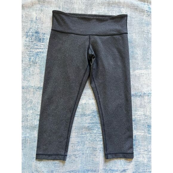 Lululemon Dark Heathered Charcoal Gray Align Cropped Leggings Size 8 - Picture 1 of 7